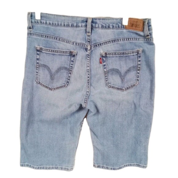 Women's Levi Shorts Style 515 Size 8 Y2K - Picture 1 of 10